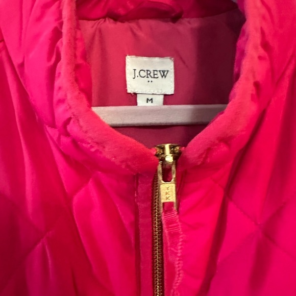 J.Crew Women's Hot Pink Quilted Vest with Gold Accents size Medium - Picture 4 of 13